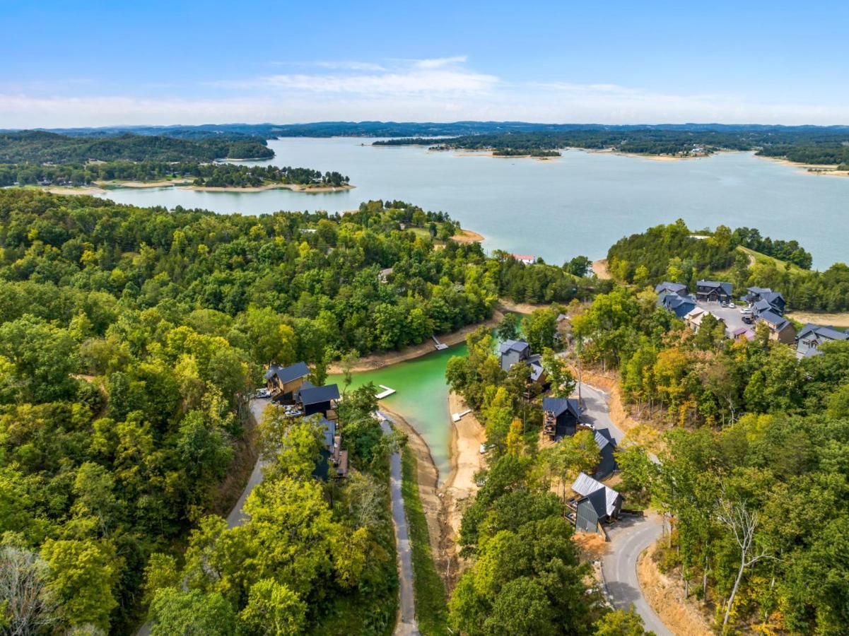 Cozy Cove Retreat W Lake View Hot Tub Firepit Dandridge Eksteriør bilde