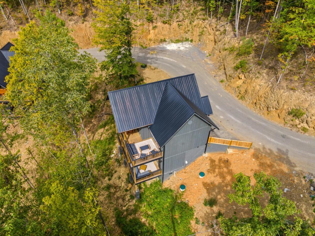 Cozy Cove Retreat W Lake View Hot Tub Firepit Dandridge Eksteriør bilde