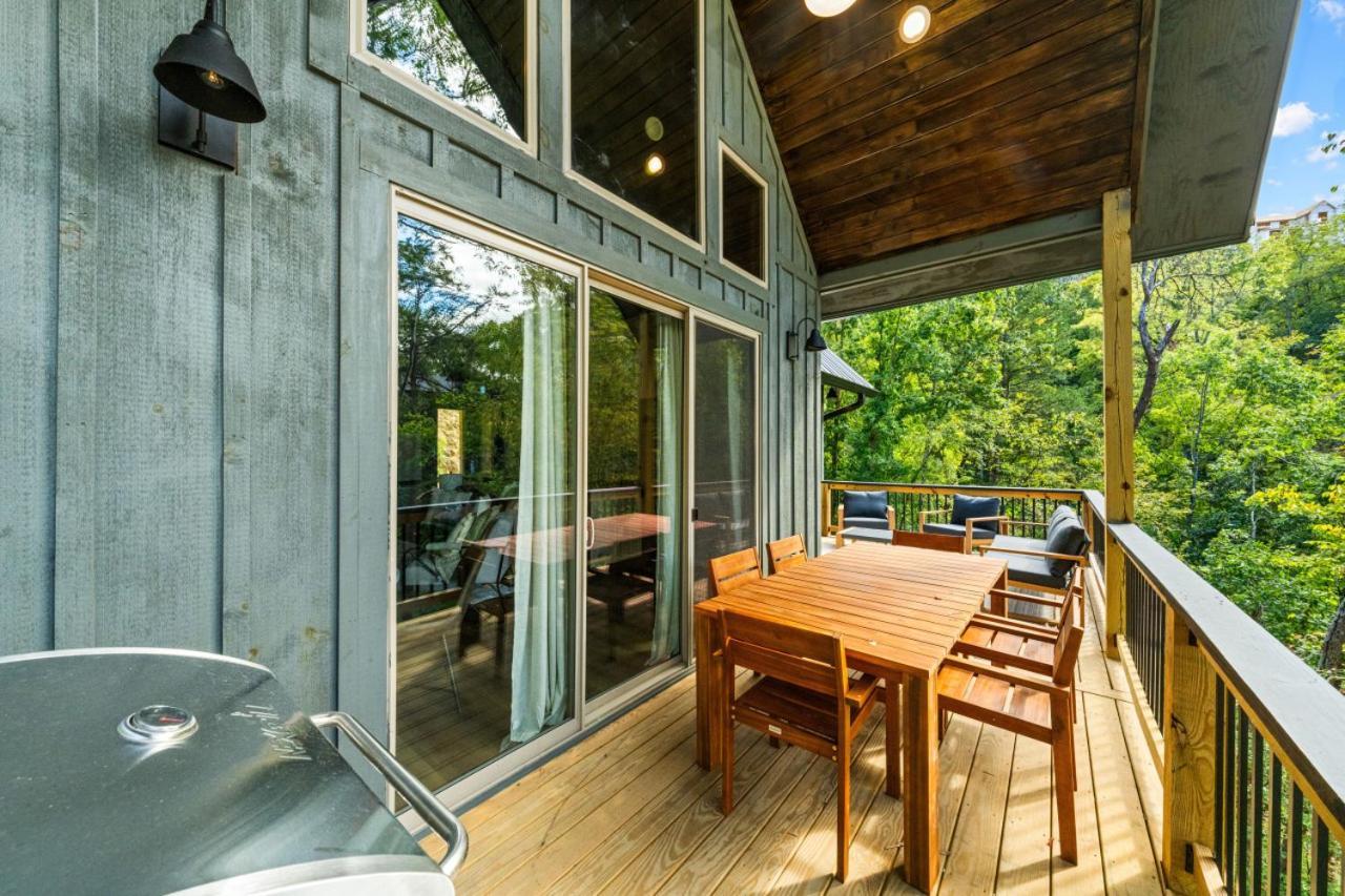 Cozy Cove Retreat W Lake View Hot Tub Firepit Dandridge Eksteriør bilde