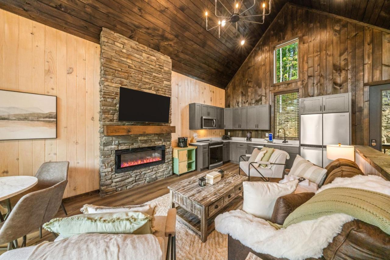 Cozy Cove Retreat W Lake View Hot Tub Firepit Dandridge Eksteriør bilde