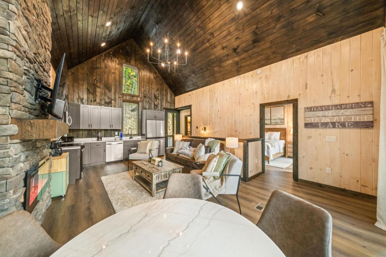 Cozy Cove Retreat W Lake View Hot Tub Firepit Dandridge Eksteriør bilde