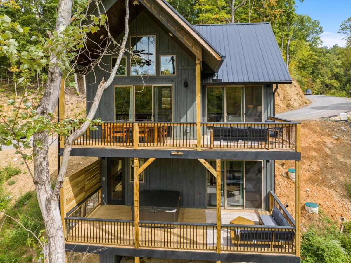 Cozy Cove Retreat W Lake View Hot Tub Firepit Dandridge Eksteriør bilde