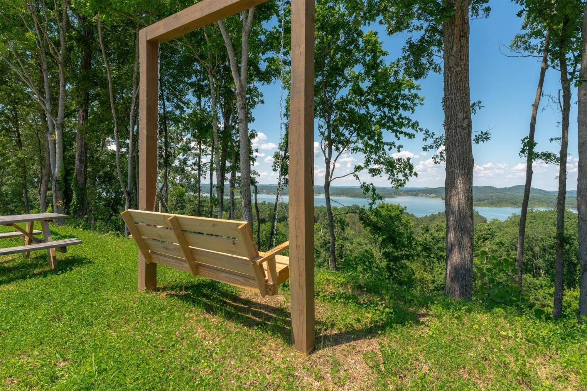 Cozy Cove Retreat W Lake View Hot Tub Firepit Dandridge Eksteriør bilde