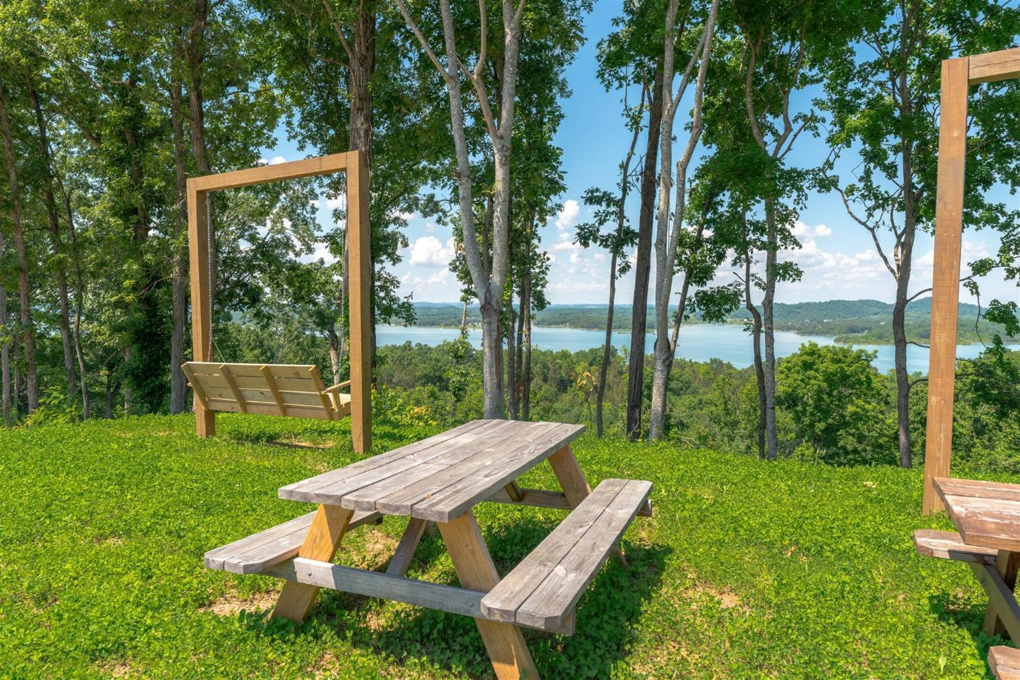 Cozy Cove Retreat W Lake View Hot Tub Firepit Dandridge Eksteriør bilde